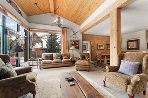 Exterior - Ski Tip #8733 : 2 (Keystone)