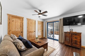 Exterior - Snowdance #103, Building A (Keystone)