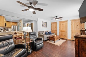 Front of property - Snowdance #103, Building A (Keystone)