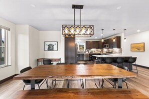 House (4 Bedrooms) | Property amenity