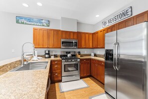 Exterior - Red Hawk Townhome #2349 (Keystone)