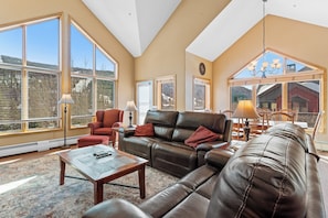 Apartment (4 Bedrooms) | Property amenity