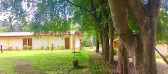 The Creek Garden Huainamrin Resort
