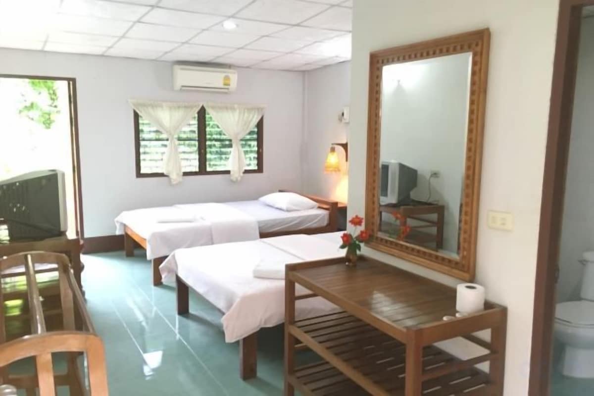 Superior Twin Bed