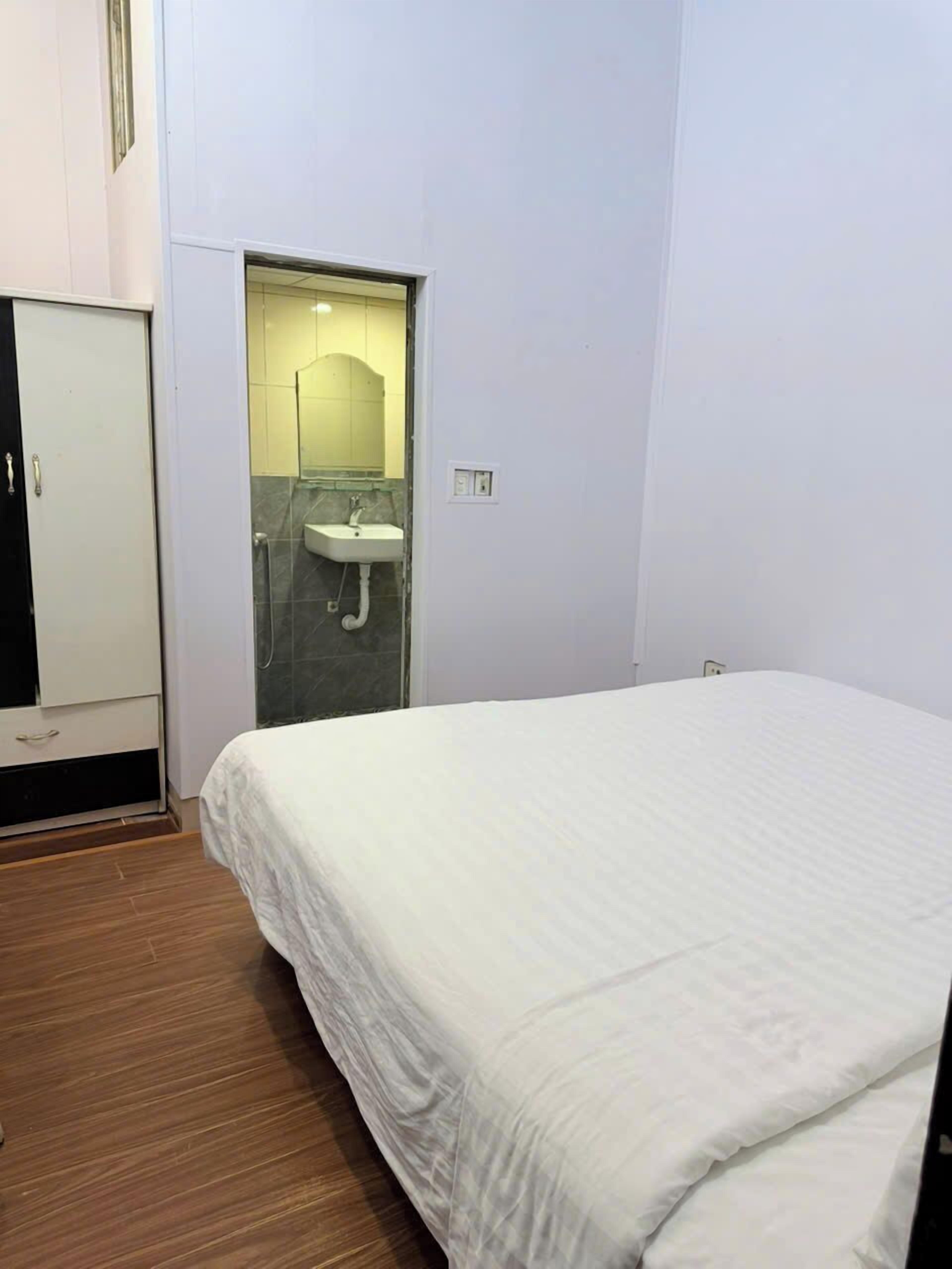 Standard Double Room | Free WiFi