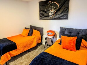 3 Schlafzimmer, Bügeleisen/Bügelbrett, WLAN, Bettwäsche