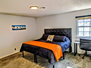 3 dormitoris, planxa i posts de planxar, wifi i roba de llit 