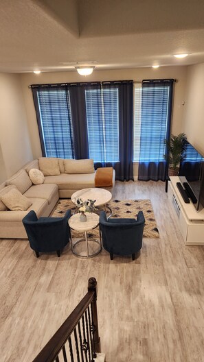 Télévision, cheminée