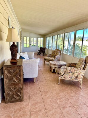 Interior -
Your Borrego Bungalow: 2BR/2BA at Roadrunner Golf and C.C. Golf cart included! (Borrego Springs)