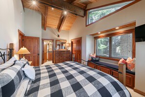 5 室のベッドルーム、アイロン / アイロン台、WiFi (無料)、ベッドシーツ