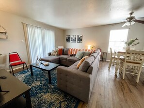 TV, fireplace - Spacious 3BR Retreat with Pool & Prime Location (CORP CHRISTI)