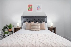 2 habitaciones, tabla de planchar con plancha y wifi gratis