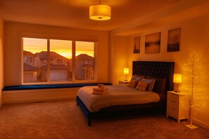 4 makuuhuonetta, silitysrauta/-lauta, Wi-Fi, vuodevaatteet