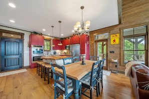 Dining - Mountaintop Lodge with Views (Boone)