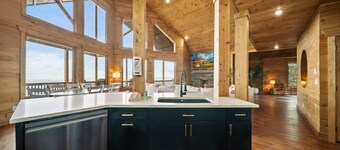 Ridgetop Views on Beech Mountain