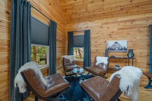 Interior - Upscale Lodge on Beech Mountain (Beech Mountain)