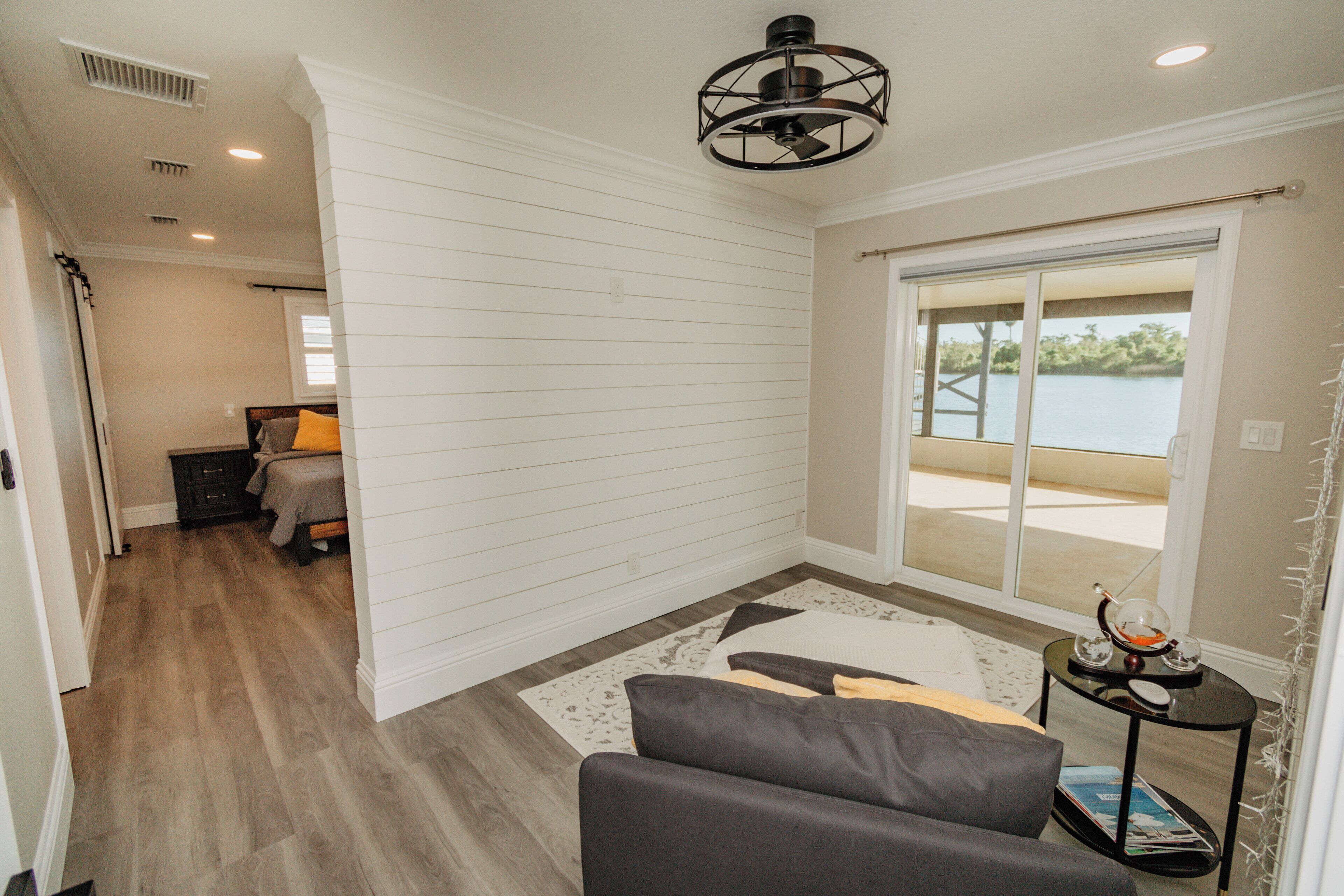 3 soverom, strykejern/-brett, wi-fi og sengetøy