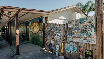 Enceinte de lâhĂ©bergement