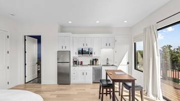 Microondas y lavavajillas