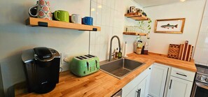 Refrigerador, horno, parrilla de estufa y lavavajillas 