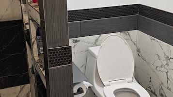 Håndklæder, Sæbe, Toiletpapir