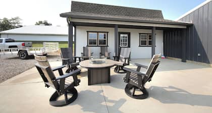 Cabin w/Extension Shuffleboard Books Trains