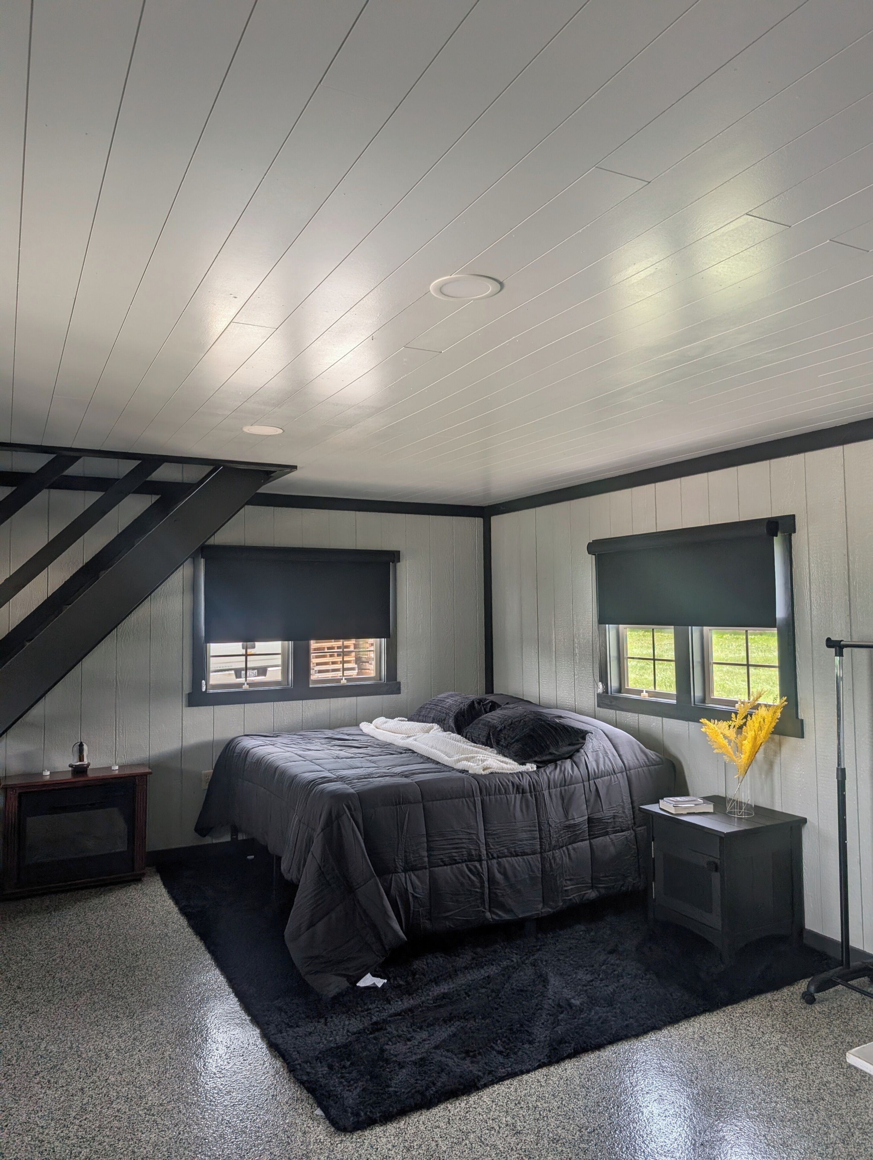2 bedrooms, bed sheets, wheelchair access