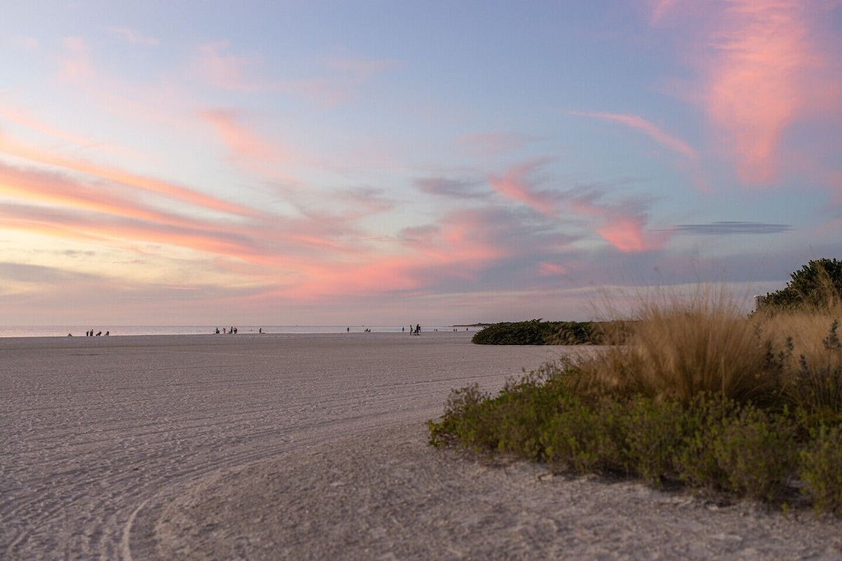 Photo 27 of NEW Coral Reef Retreat | Vanderbilt Beach 3BR, 2BA Private Pool
