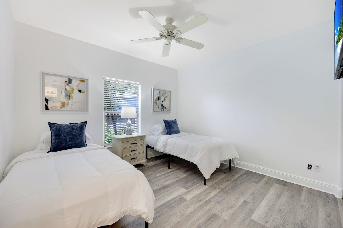 Photo 18 of NEW Coral Reef Retreat | Vanderbilt Beach 3BR, 2BA Private Pool