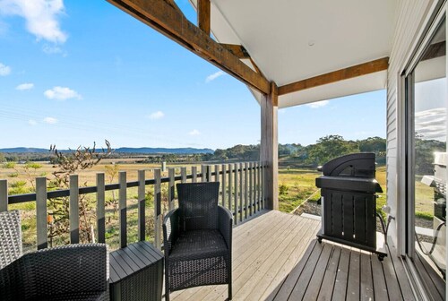 The Shiraz Villa at Molly Morgan Wines