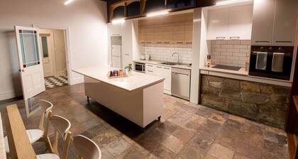 Cathedral View - Sleeps 16