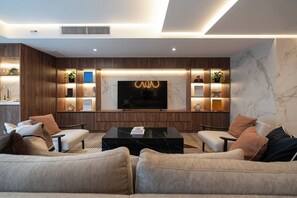 Smart TV - geko| Sunshine_Loft near Larcomar w/balcony (Miraflores)