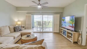 Téléviseur connecté, table de ping-pong