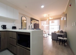 TV - Geko |Concorde_ 1BR in San Isidro w/balcony (San Isidro)