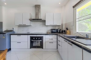 Vila | Cozinha privada