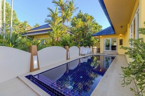 Piscine extérieure