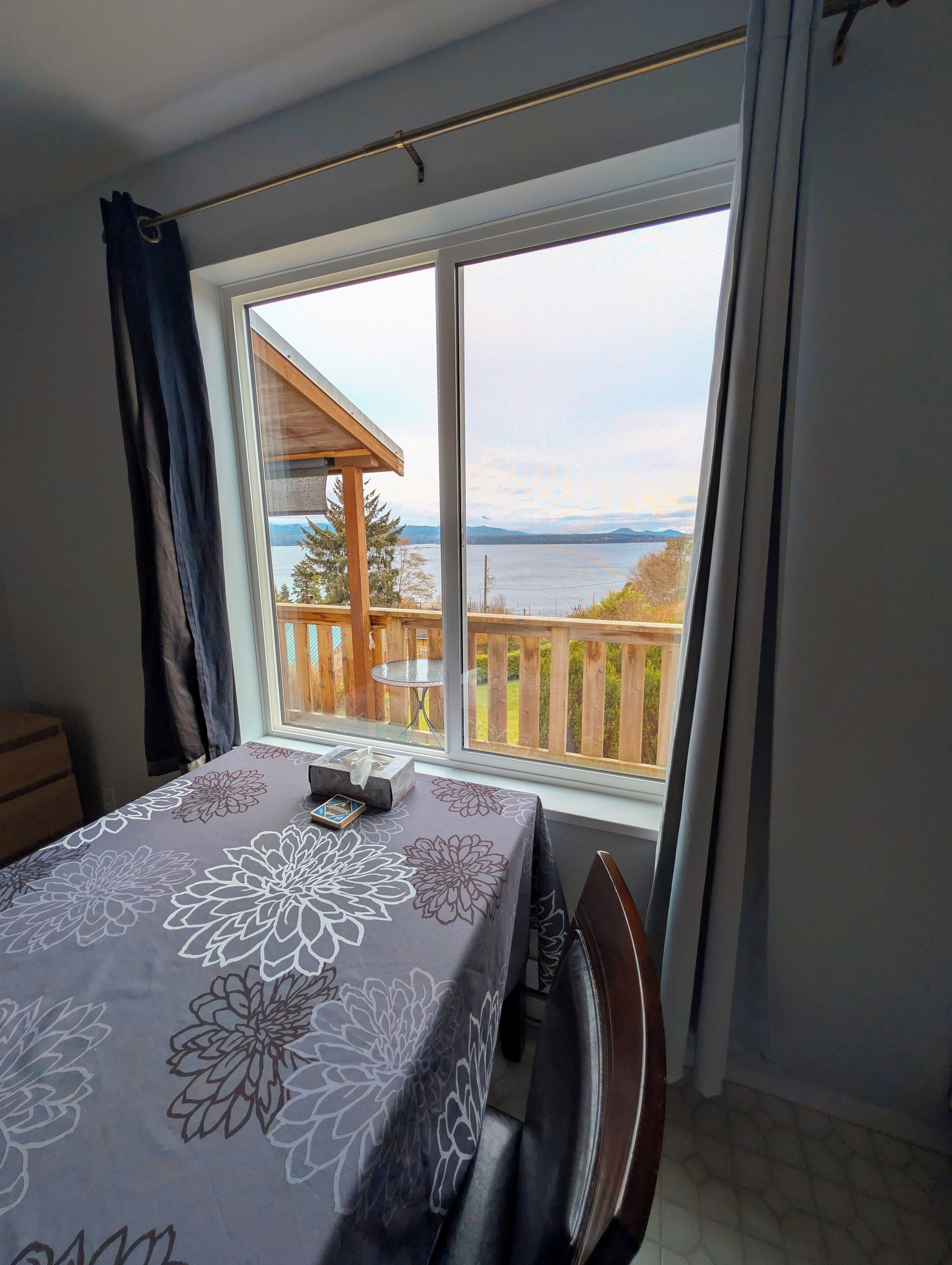 1 slaapkamer, een strijkplank/strijkijzer, gratis wifi, beddengoed