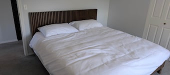The Founder's Vista Suite, Spacious, Panoramic Ocean Views