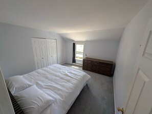 1 quarto, Wi-Fi de cortesia, roupa de cama