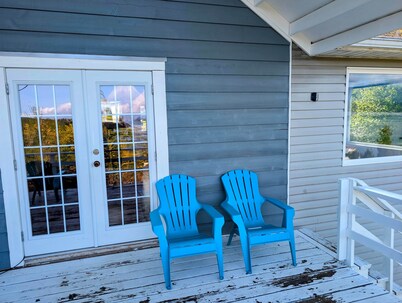Cliff Haven on the Bay, Panoramic Ocean & Mountain views, 1 bdrm, 2 beds Cottage