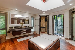 Villa | Bathroom - Famous Baan Bua Luxury Estate V238 (Rawai)