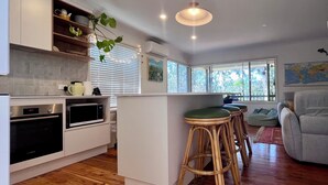 Interior - A Classic Beach House - Waterfront Access and Short Walk to Beach (Mossy Point)