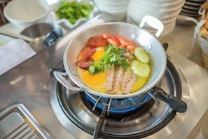 Free daily buffet breakfast