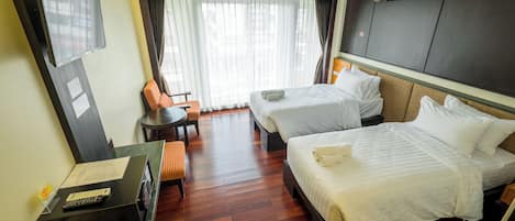 Superior Twin Room, 2 Single Beds, Patio, Hill View