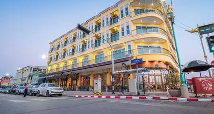Landmark Nakhon Phanom Hotel