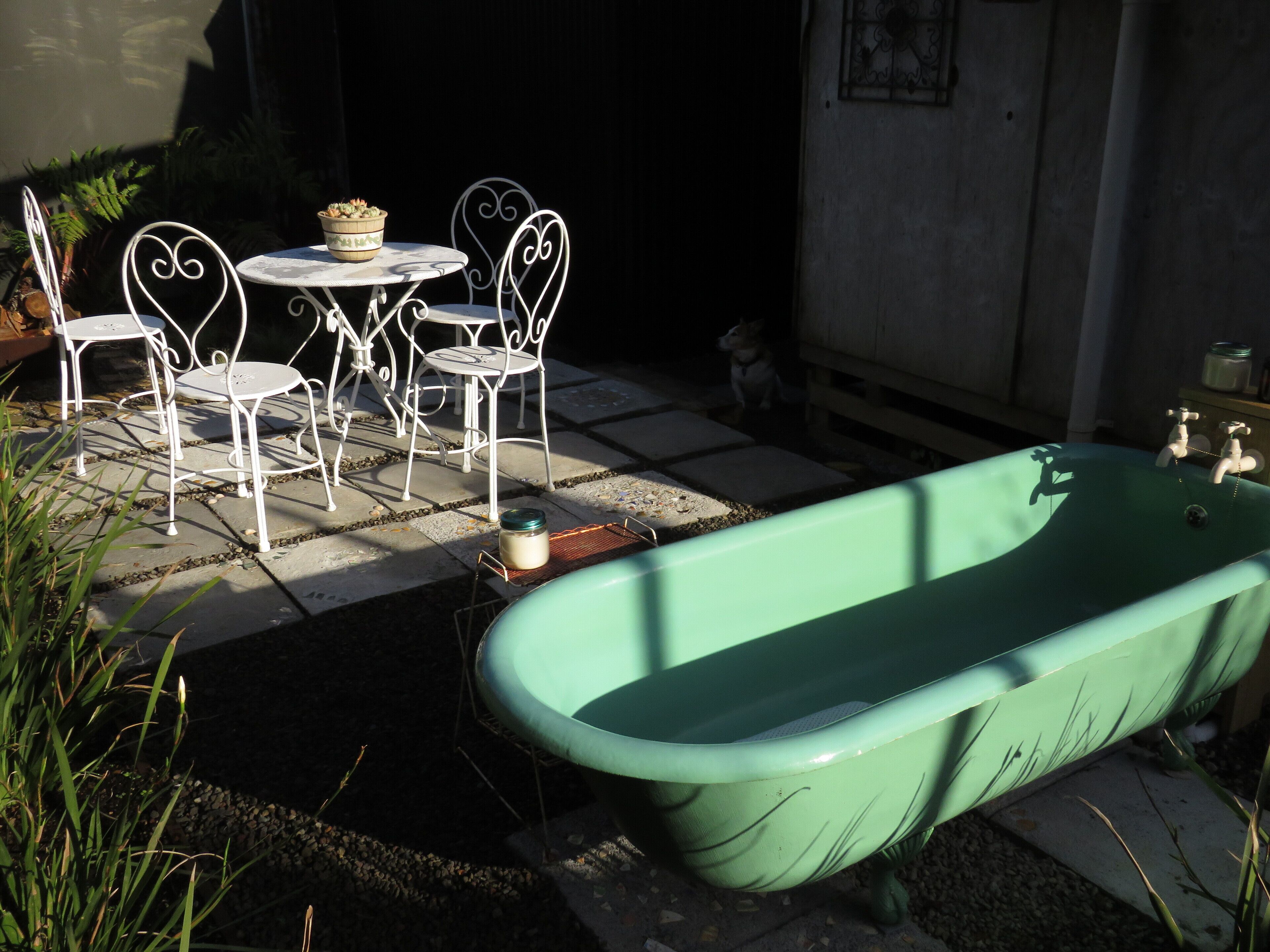 屋外ダイニングエリア