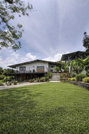 Front of property - Betania alojamiento rural (Circasia)