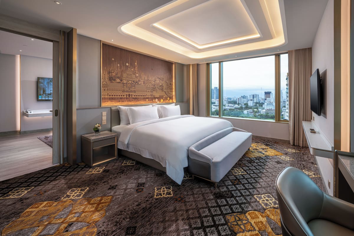 In-room safe, desk, laptop workspace, blackout drapes