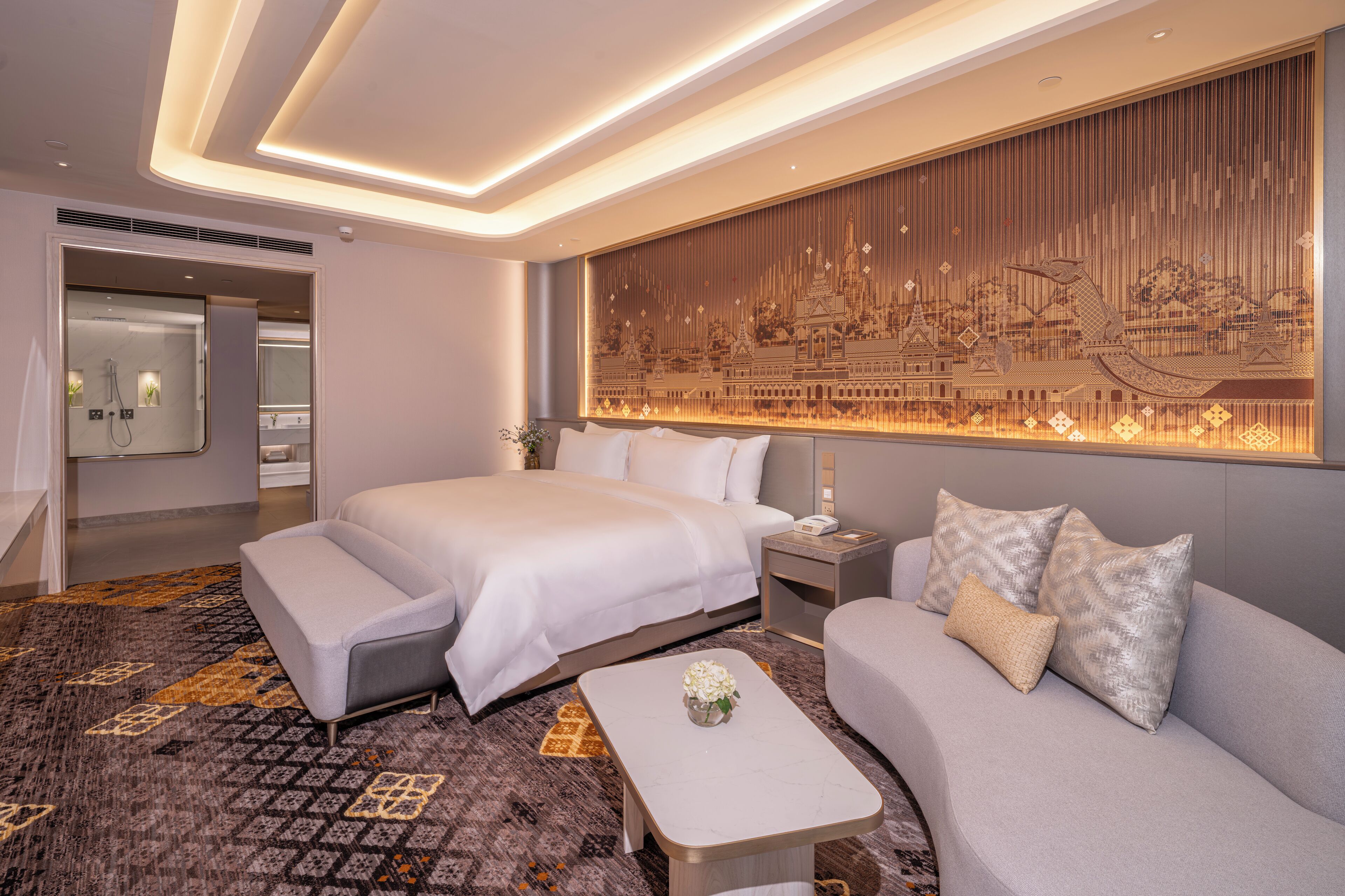 Prestige Penthouse | In-room safe, desk, laptop workspace, blackout drapes