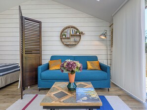 Living area - Cromlech'Dek by Interhome (Plougoumelen)